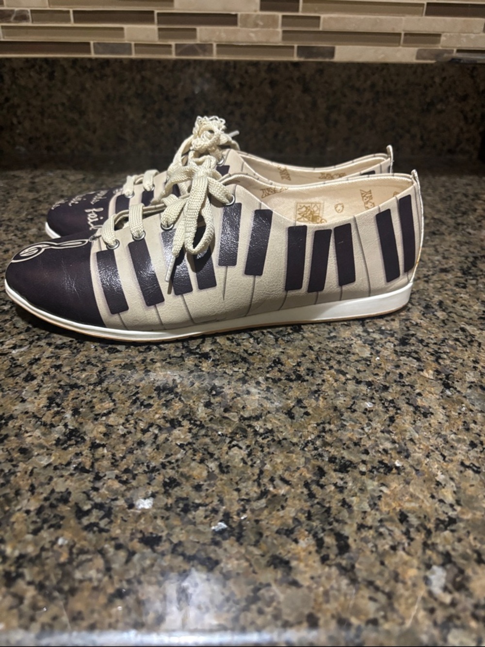 Goby Women's Piano-Print Lace-Up Flats in Cream and Brown